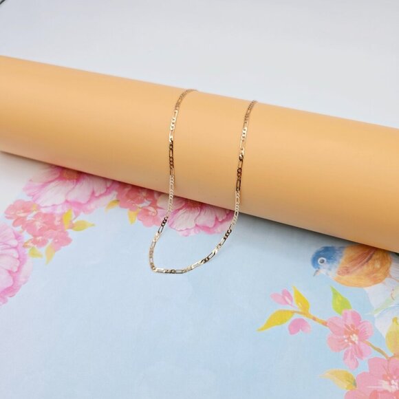 "Elegant Rose Gold Figaro Chain Necklace – 50cm Brass Gold Plated, XPNL0113 - Picture 3 of 13